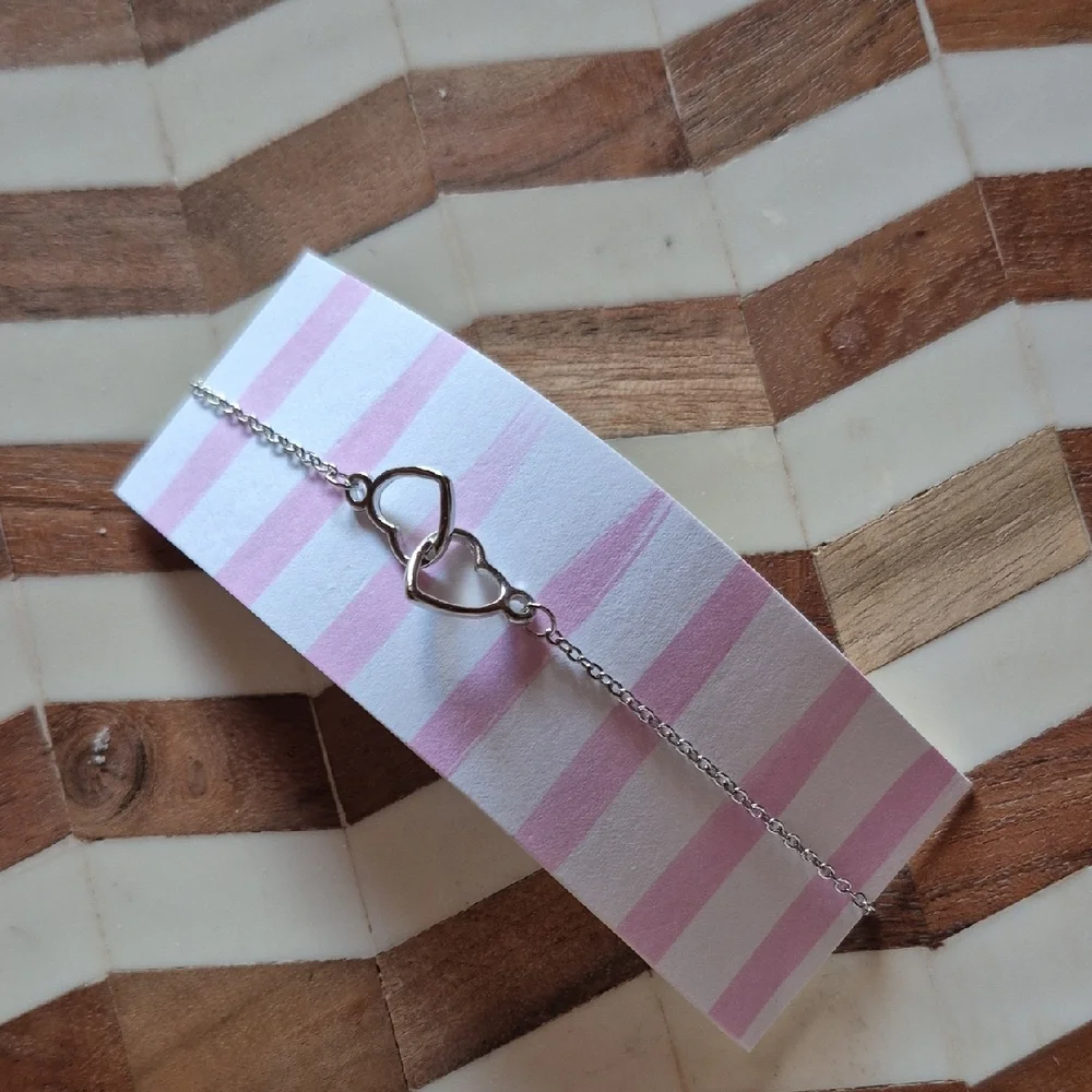 $5 DEAL!Silvertone Heart Adjustable Chain Bracelet. New! MUST BUNDLE ❤️ - Picture 1 of 4